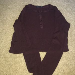 brandy melville maroon,ribbed cropped long sleeve